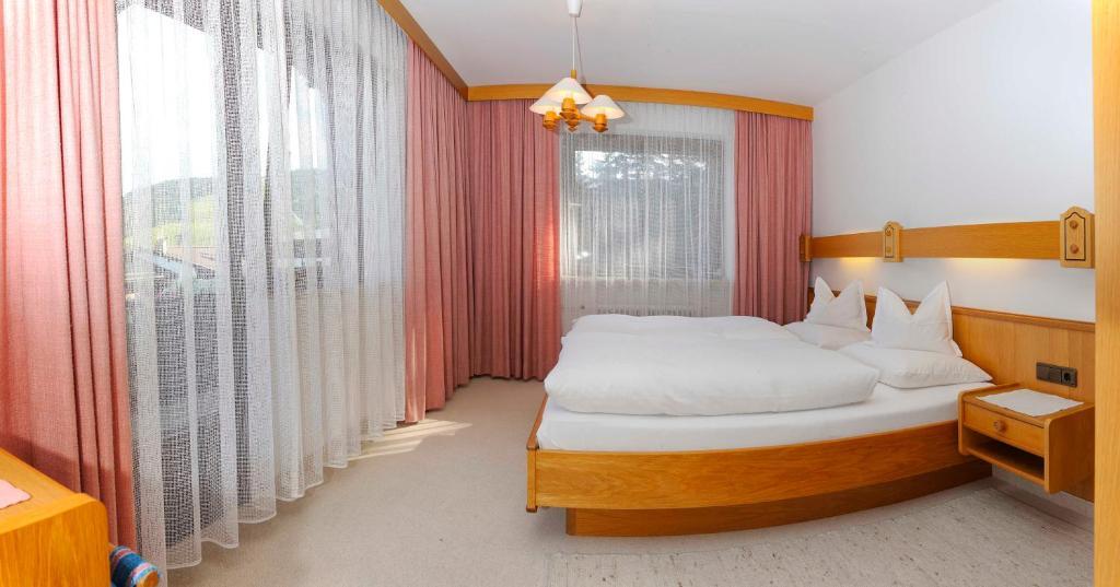 Landhaus Haid Seefeld in Tirol Kamer foto